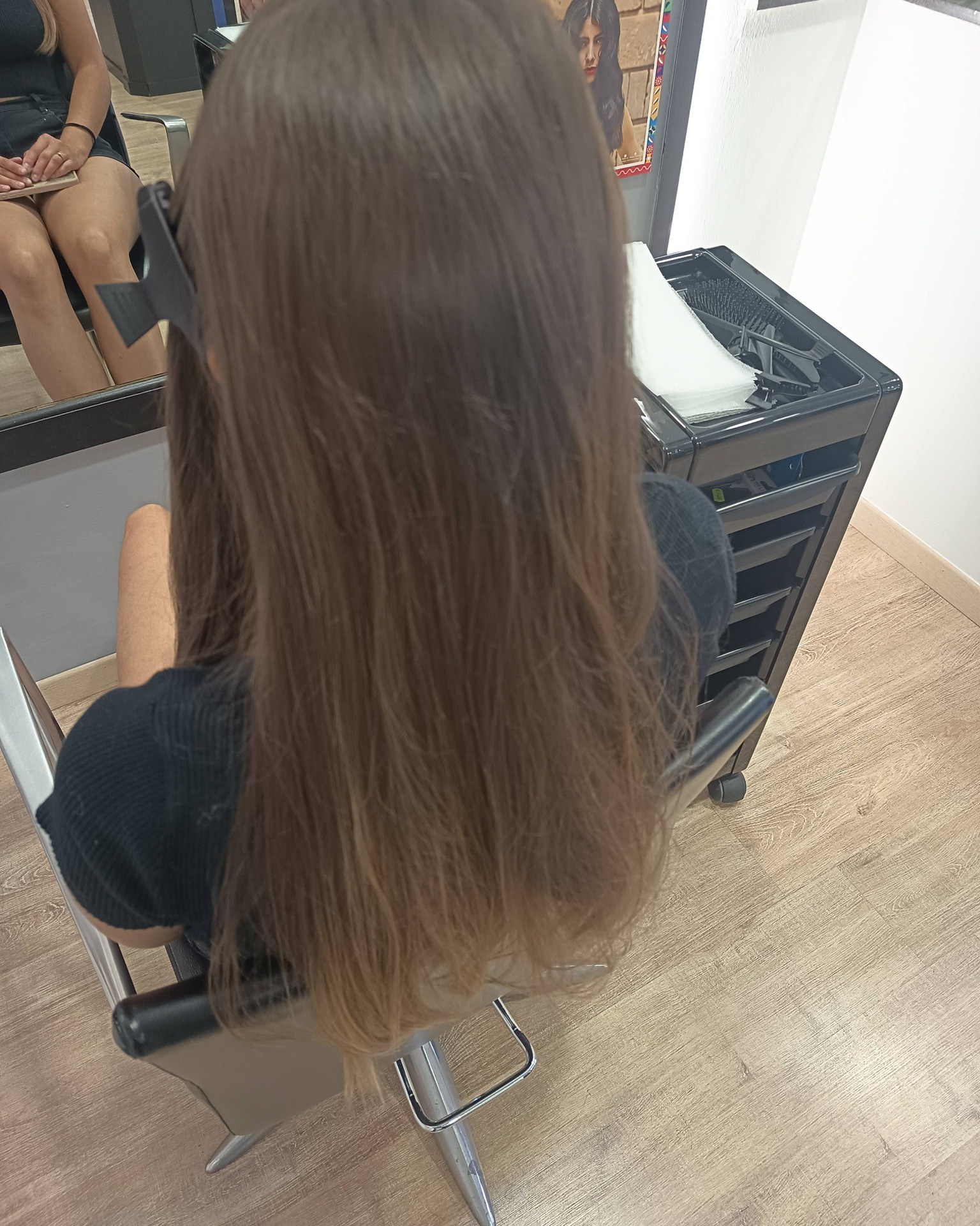 Capelli lunghi curati da Infinity hair salon
